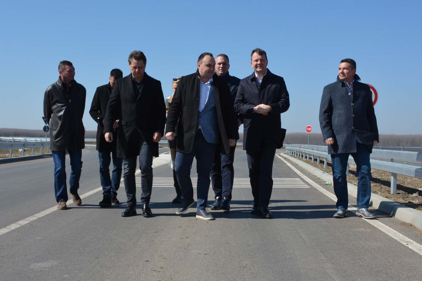 Put Opovo – Debeljača: Predsednik Pokrajinske vlade Igor Mirović obišao novoizgrađenu saobraćajnicu