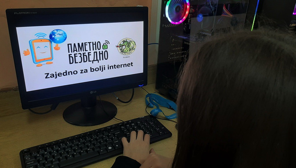 Učenici OŠ "Jovan Jovanović" Zmaj Kovin obeležili Međunarodni dan sigurnijeg interneta