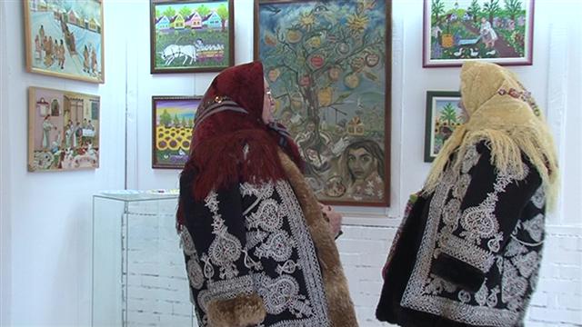 Galerija naivnog slikarstva u Uzdinu čuva preko 100 umetničkih radova lokalnih slikara
