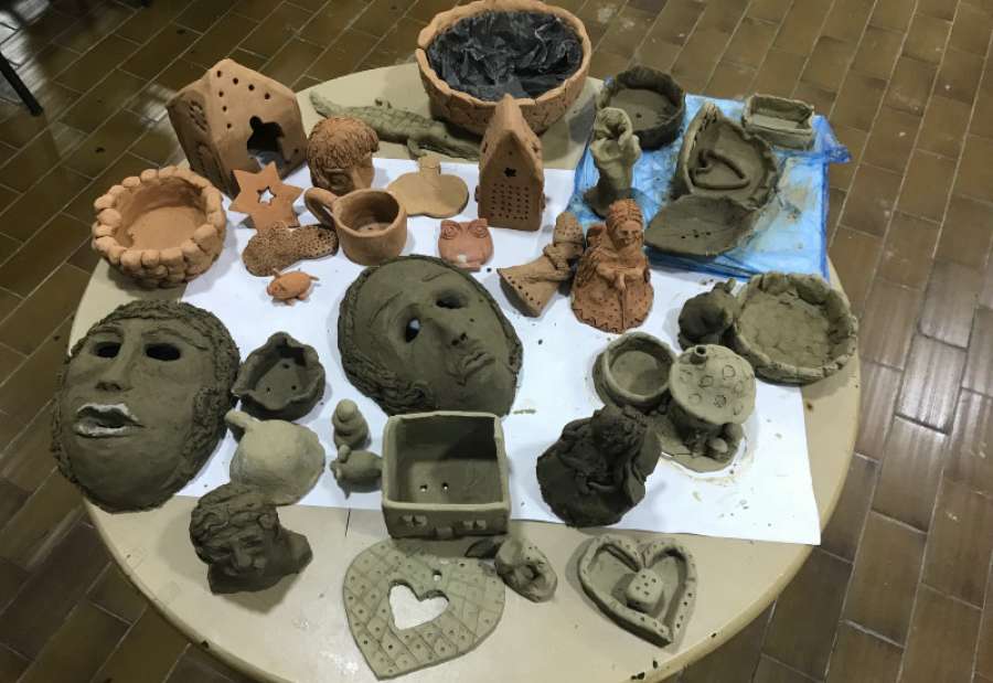 Jabuka: Radionice vajanja i keramike u Domu kulture