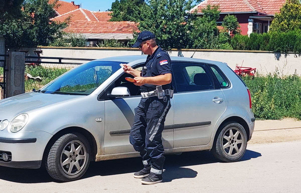MUP: Uhapšen pijani vozač u Pančevu sa 4,01 promila alkohola