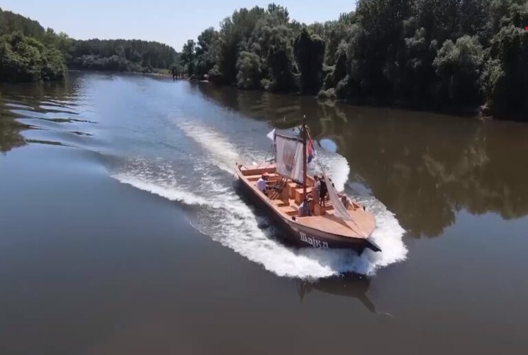 Kovinske šajke ponovo plove Dunavom