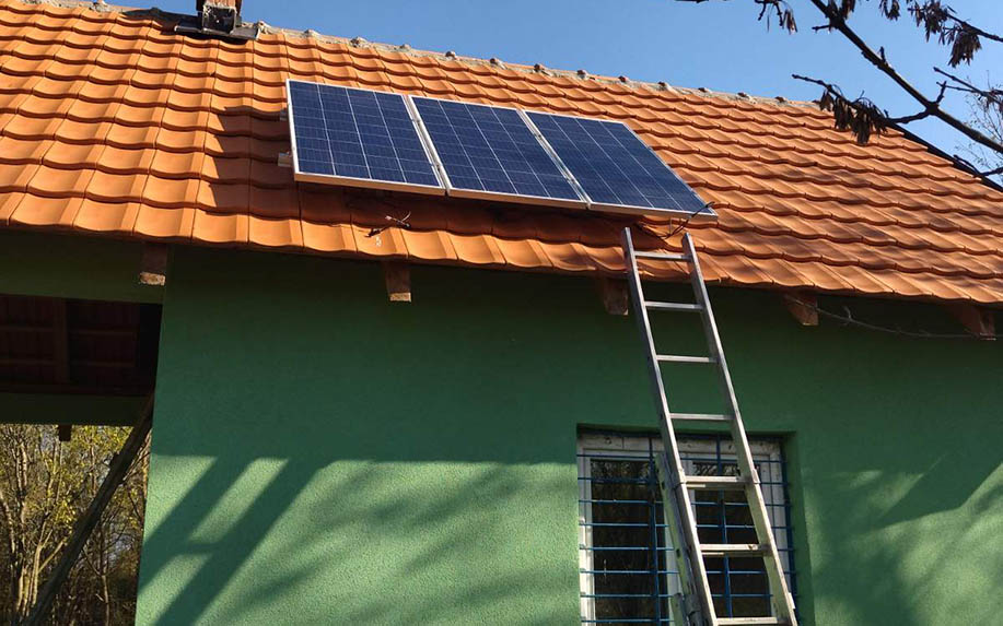 Solarni paneli na lovačkoj kući Opovu