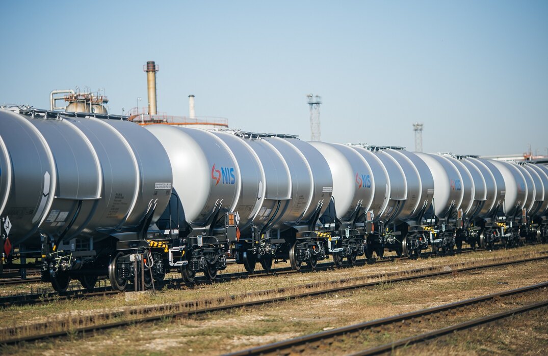 NIS: Za prevoz naftnih derivata nabavljena  121 nova vagon cisterna