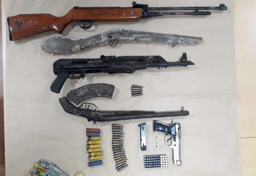 Policija u Pančevu otkrila kod tri osobe drogu i oružje