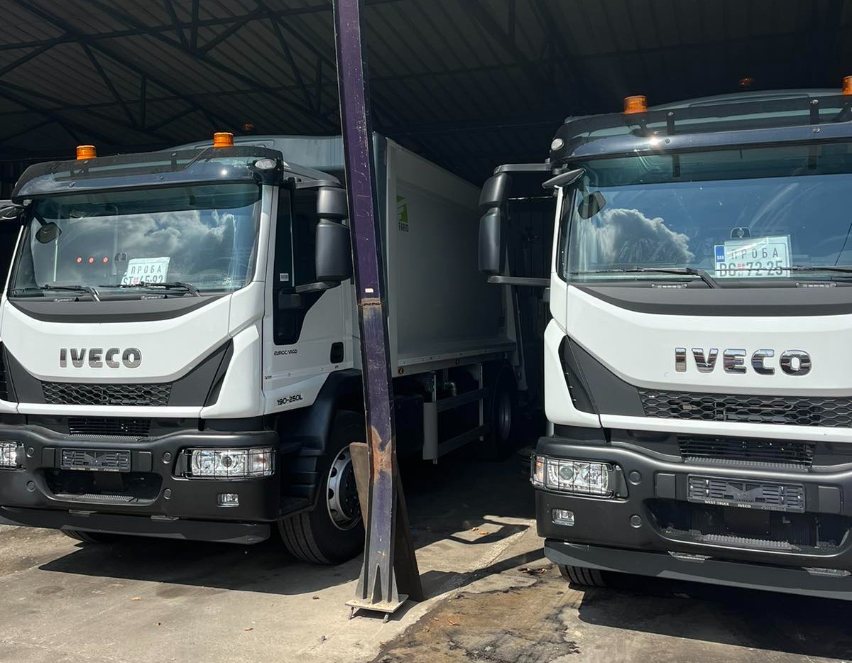 Dva nova kamiona za odnošenje smeća u JKP-u "Higijena" Pančevo