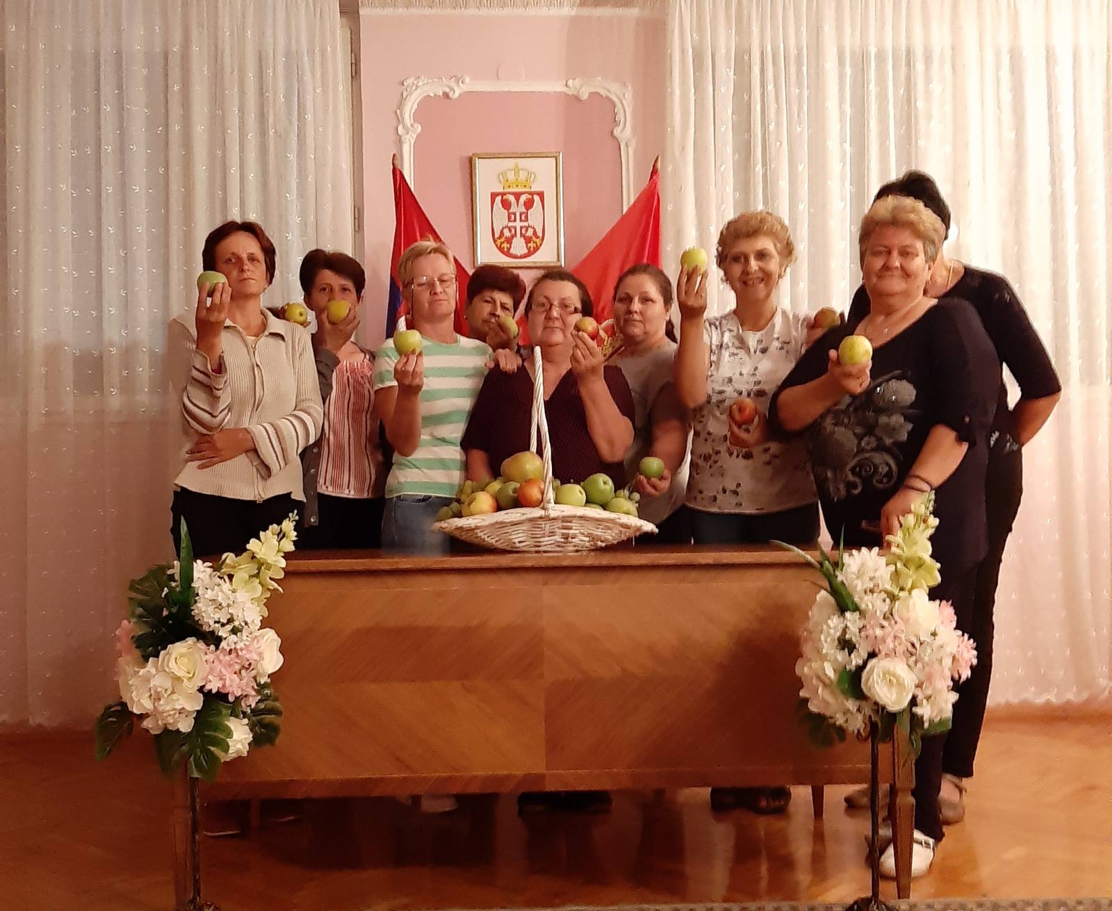 Zlatne ruke koje čuvaju tradiciju – Udruženje žena Vidovdan iz Crepaje