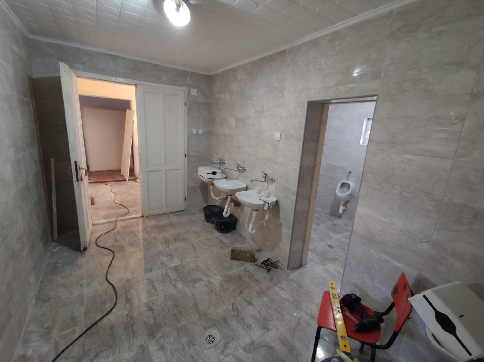 Renovirani toaleti u OŠ “Prvi maj” u Vladimirovcu